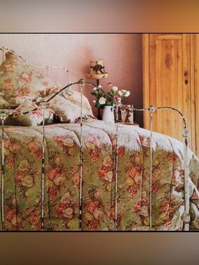 RALPH LAUREN➕RETIRED Charlotte  Full/Queen Comforter